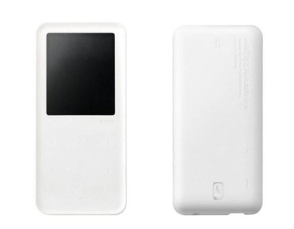iRiver E30 4GB White MP3 přehrávač